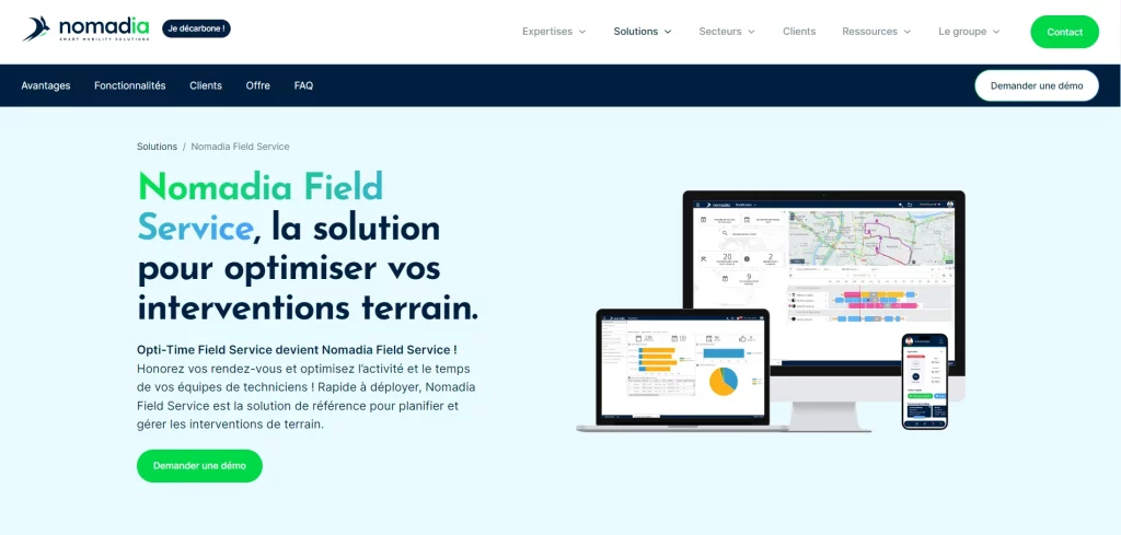 Image de la page web de Nomadia Field Service, présentant un logiciel de gestion des interventions, avec des écrans montrant l'interface utilisateur sur divers appareils.