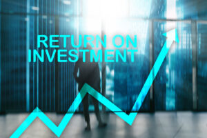 roi return investment stock trading financial growth concept blurred business center background